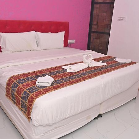 Hotel Apni Haveli Udaipur Exteriör bild